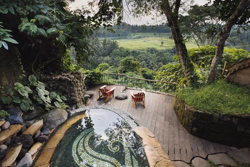 Read more about the article Liburan Penuh Warna di Vanashree Resort Amba